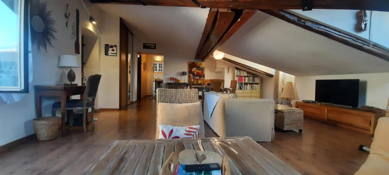 Cosy And Calm In Grenoble City Heart With Free And Large Parking Q-Park Chavant Buitenkant foto